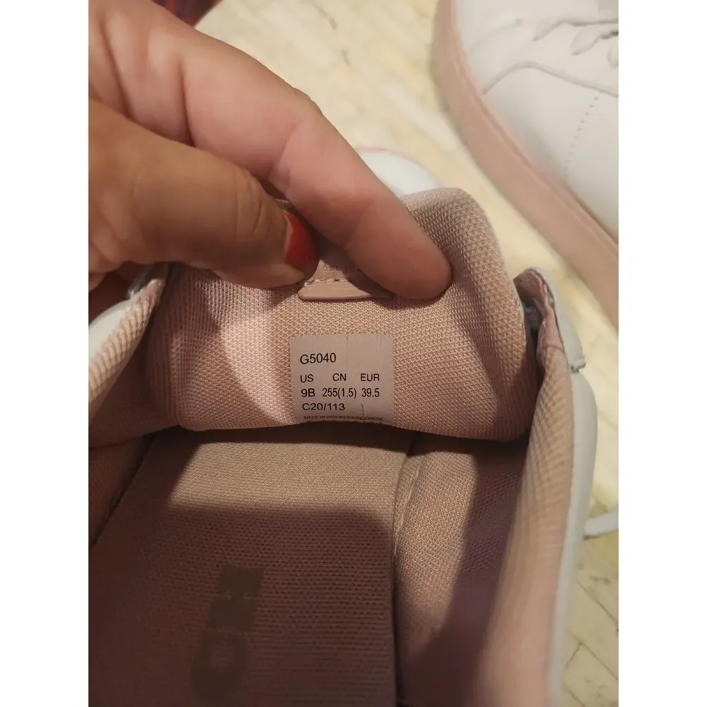 Coach Lowline Leather Sneakers size 9
